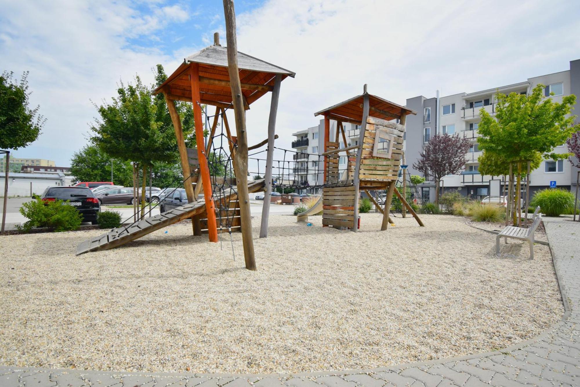 Apartman Zlatovska 22B Trenčín 외부 사진